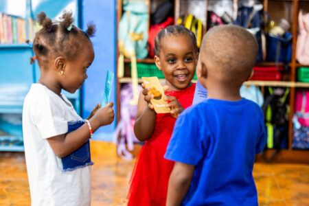 children playing with the puzzles