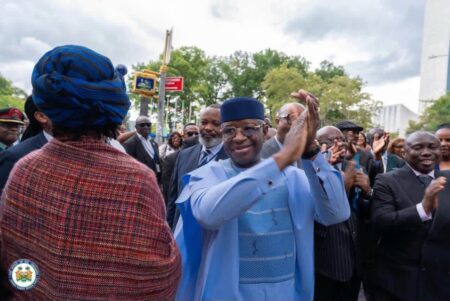 President Bio welcomed by some Sierra Leoneans at the UN Conference