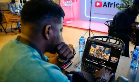 A Videoeditor glancing on a movie